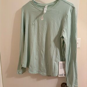 Lululemon Long Sleeve Love Tee - Delicate Mint, NWT, Size 6